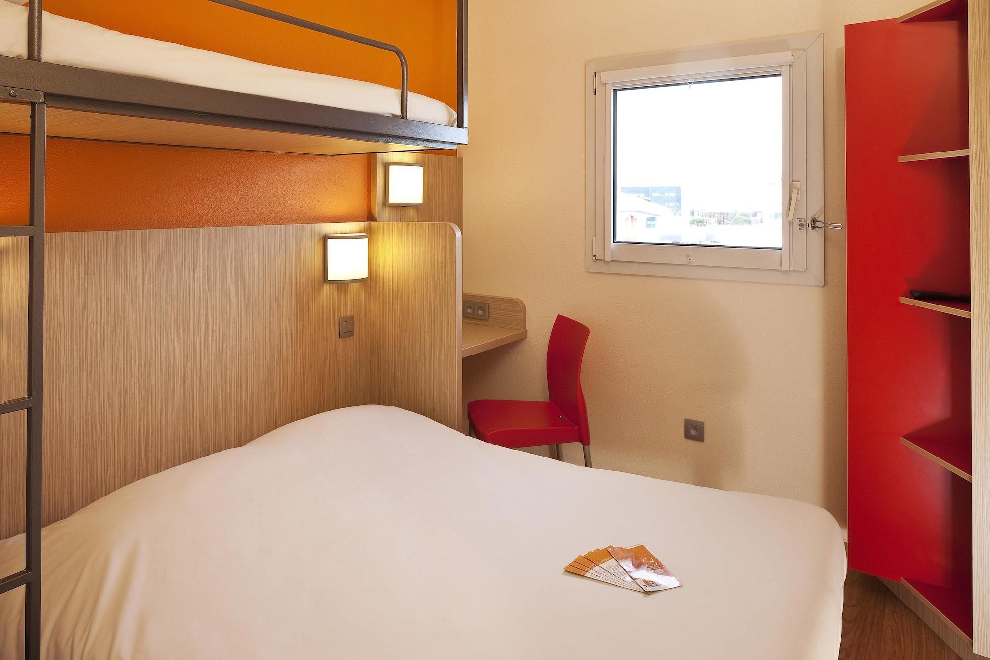 Premiere Classe Perpignan - Aeroport Rivesaltes Extérieur photo